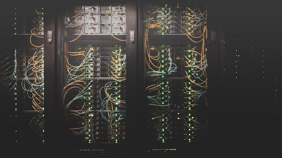 IoT sensors and server technology